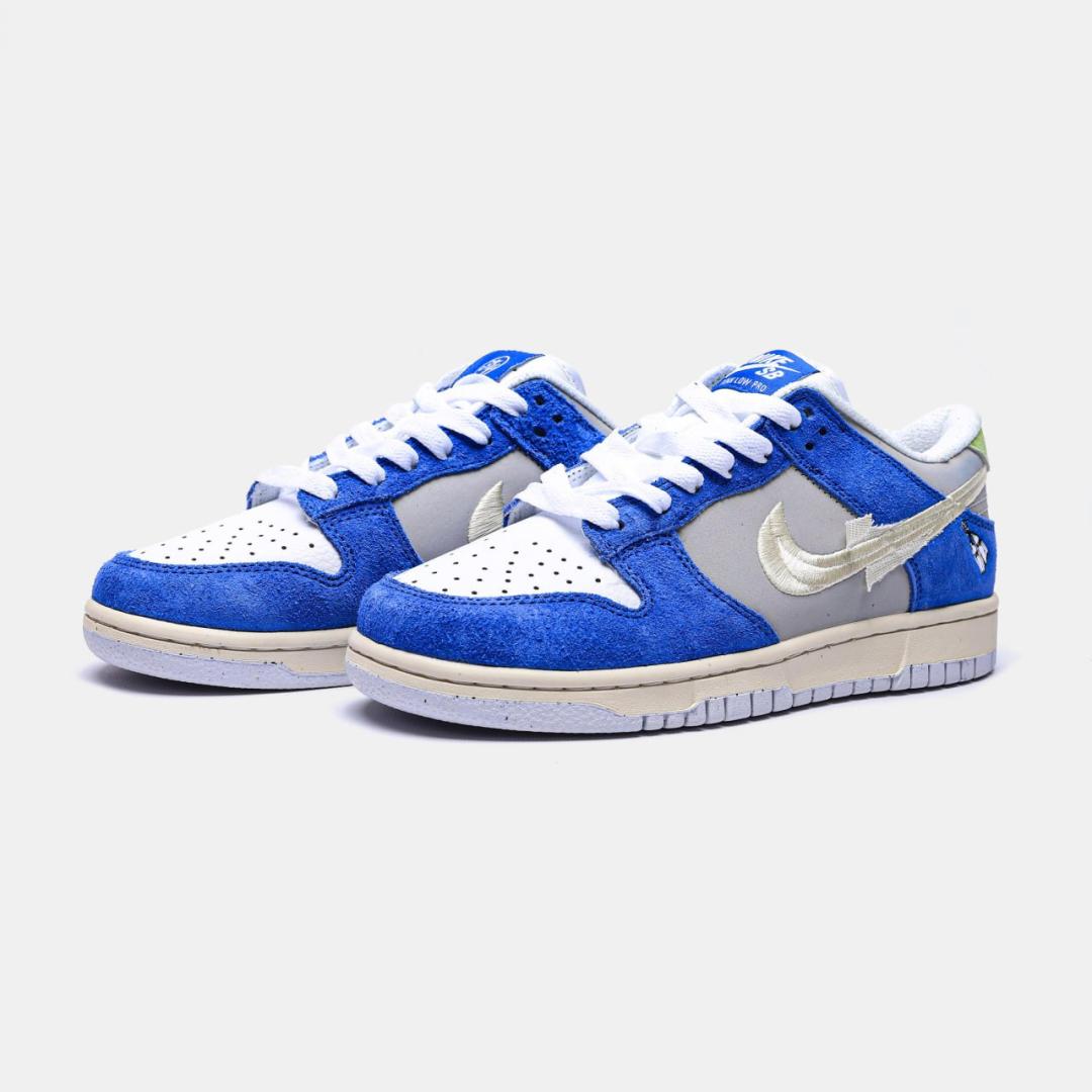 Fly Streetwear x Nike SB Dunk Low Pro 'Gardenia'