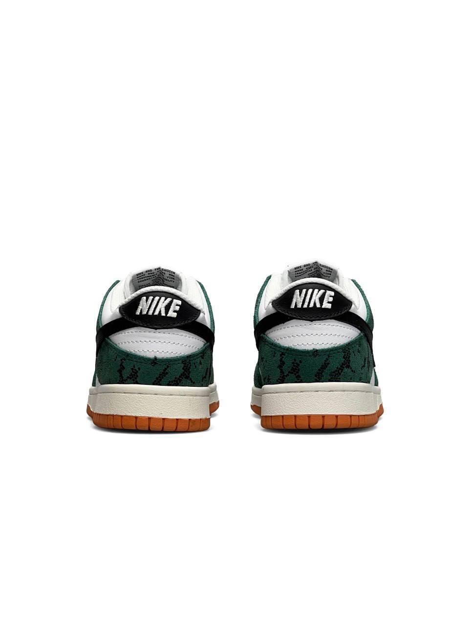 Nike SB Dunk Low Green Snake