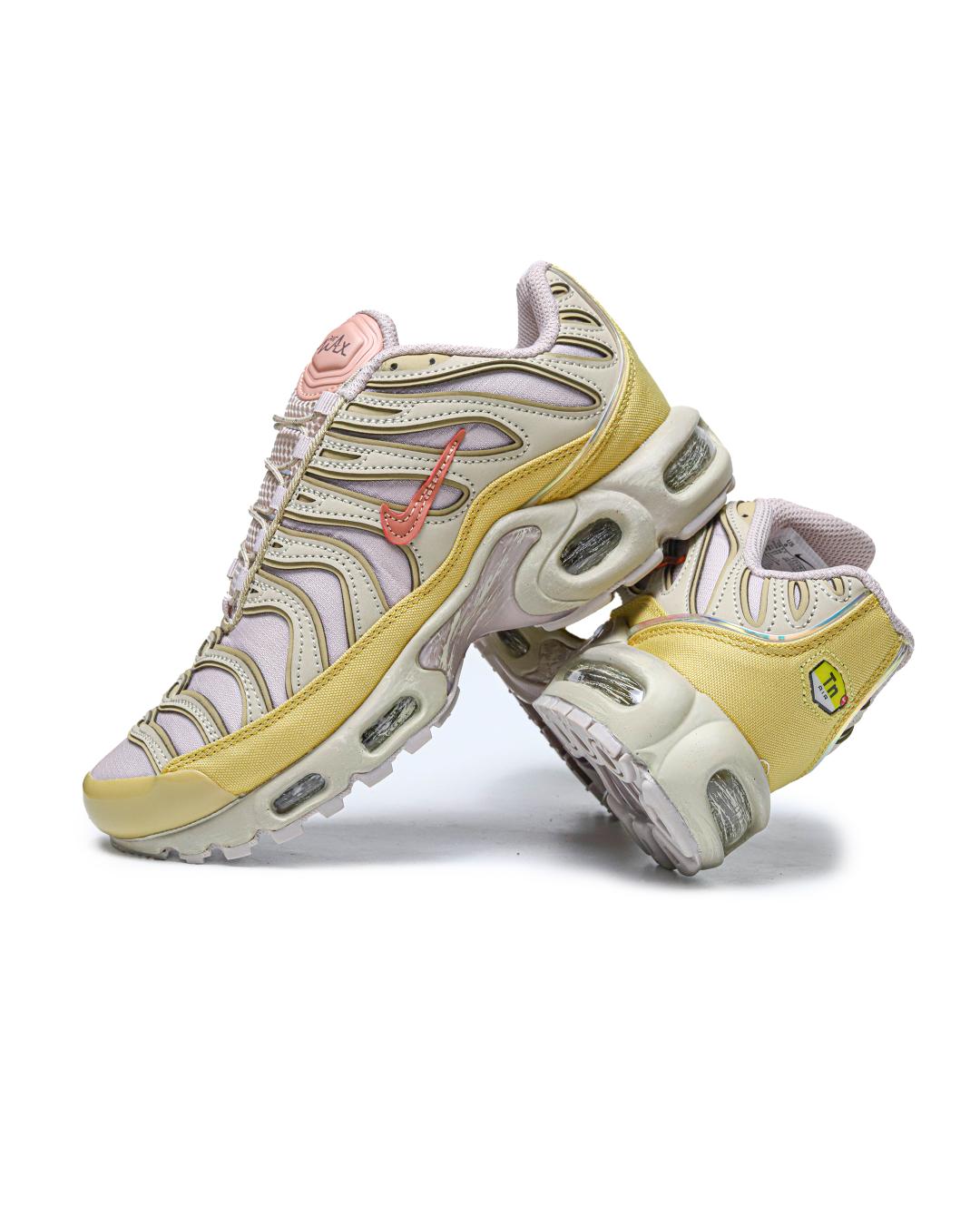 Nike Air Max TN Gold Pink Waterproof