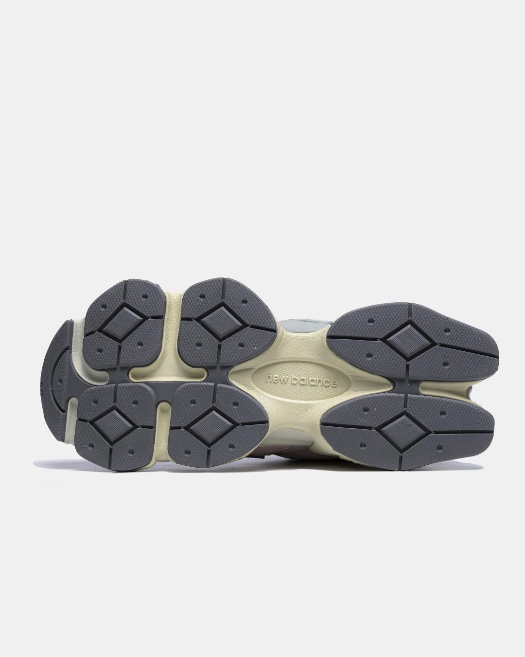 New Balance 9060 December Sky