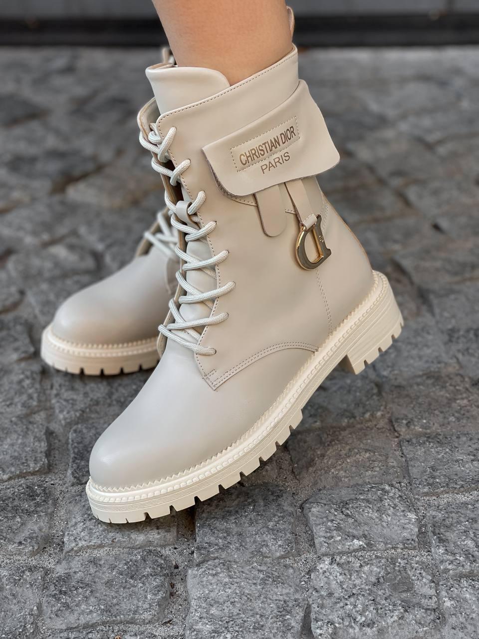 Dior Boots Fur Beige