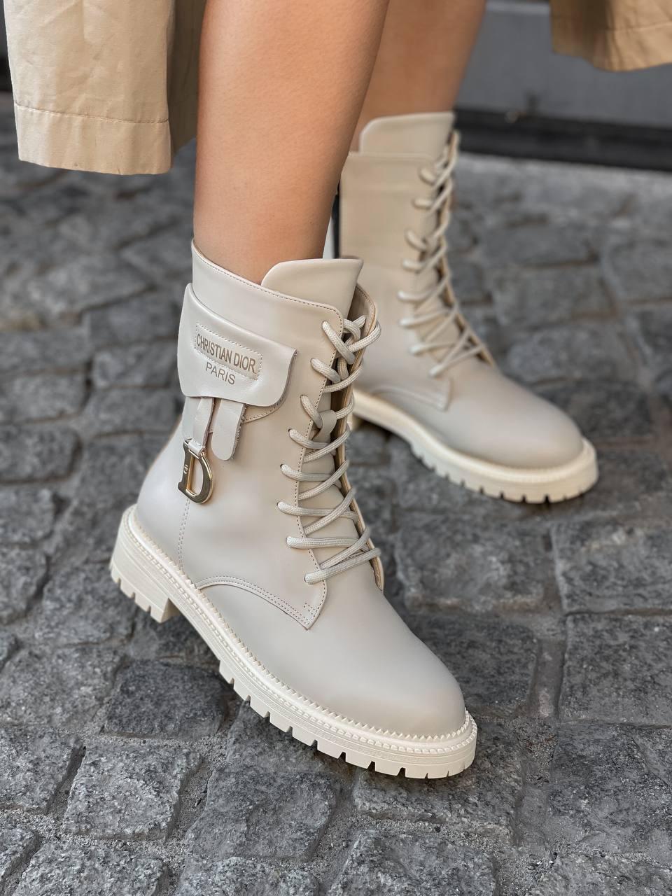 Dior Boots Fur Beige
