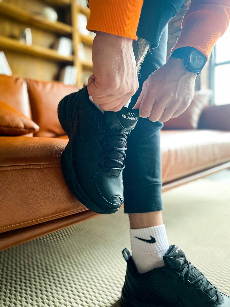 Nike Air Monarch Full Black