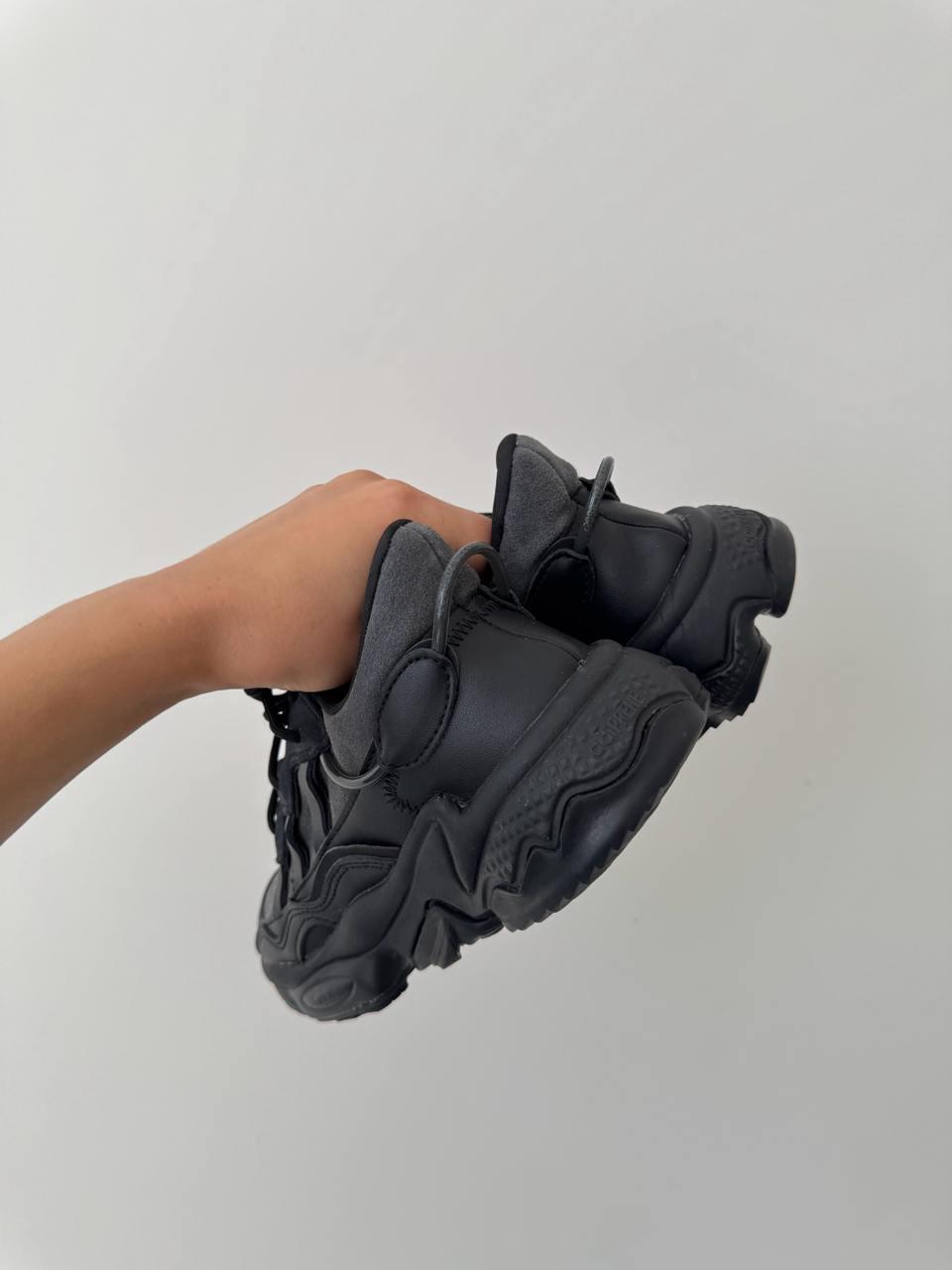 Adidas Ozweego Triple Black