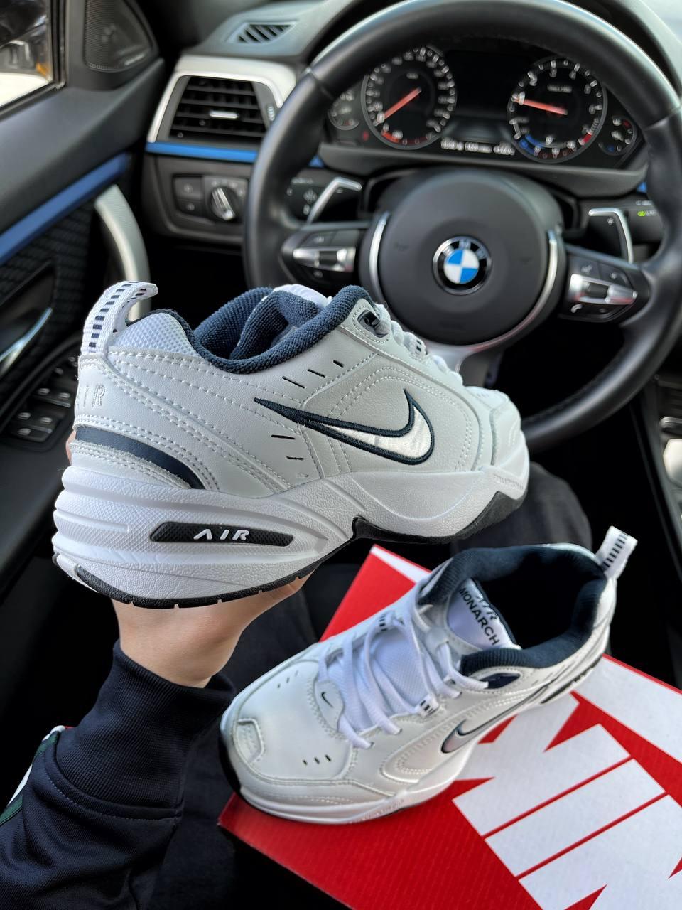 Nike Air Monarch White