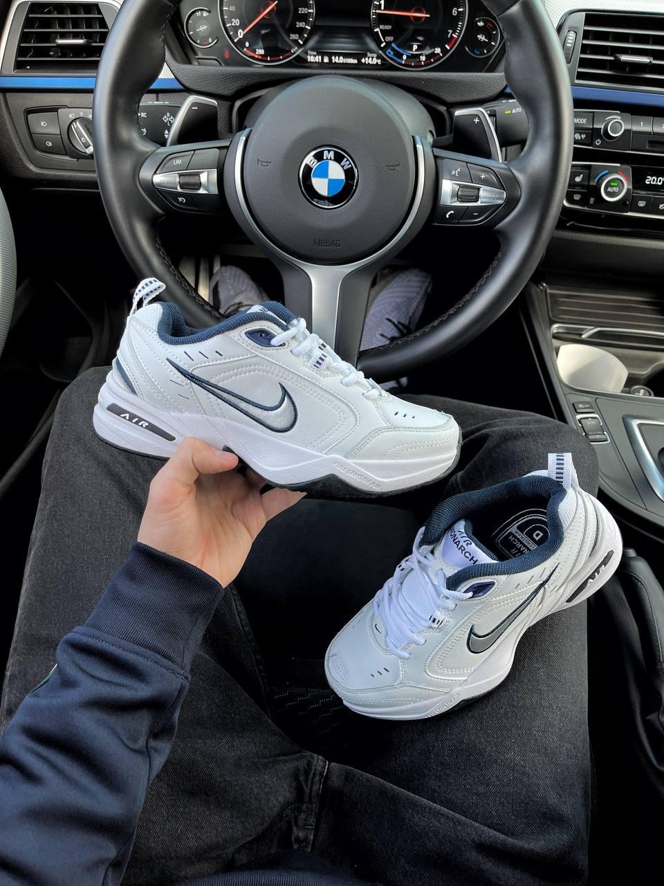 Nike Air Monarch White