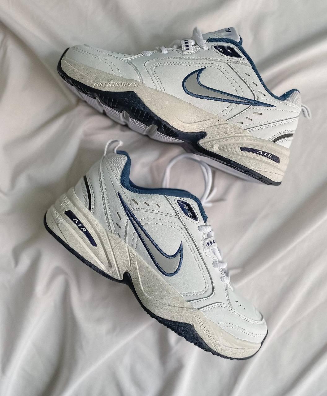 Nike Air Monarch White