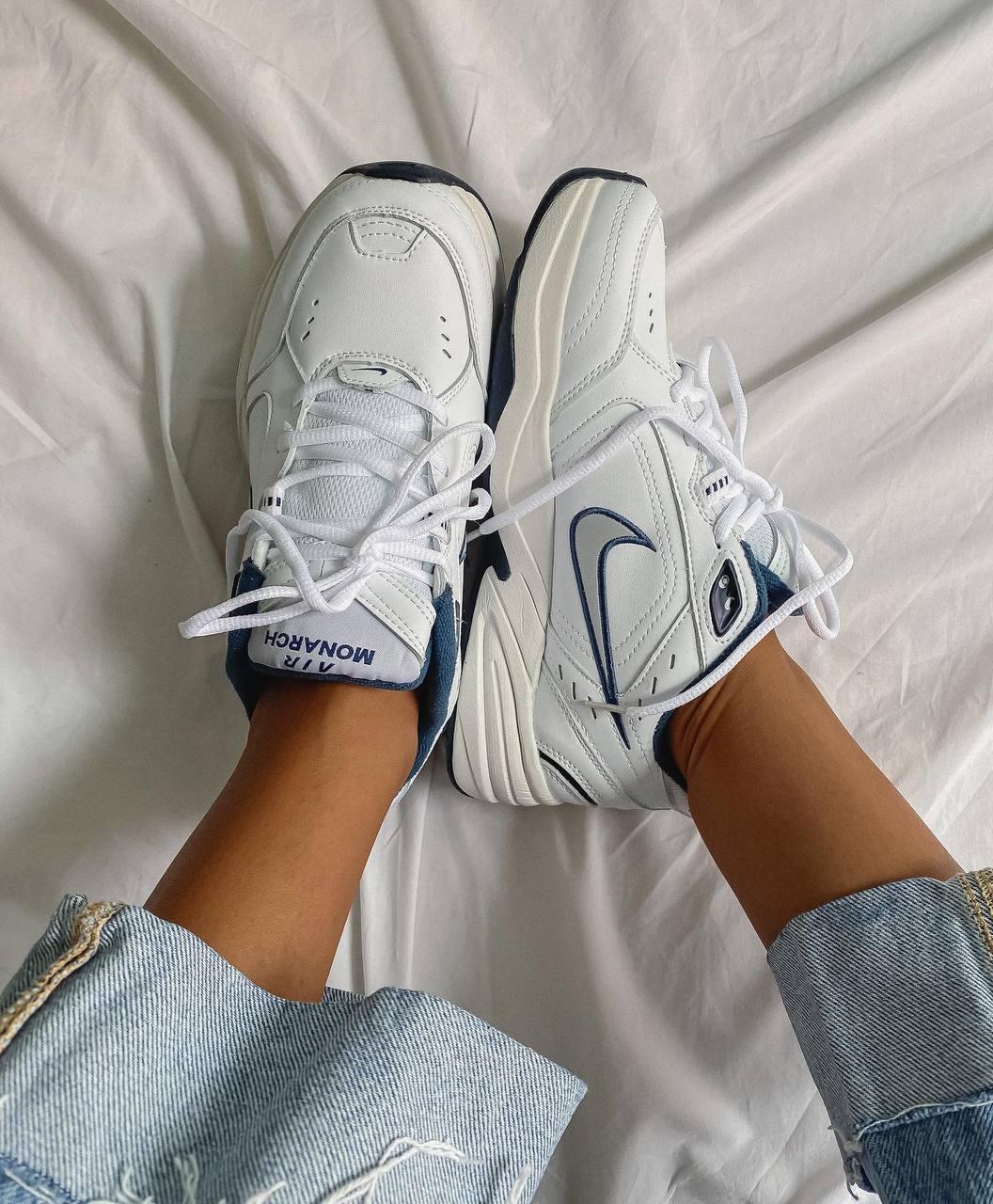 Nike Air Monarch White