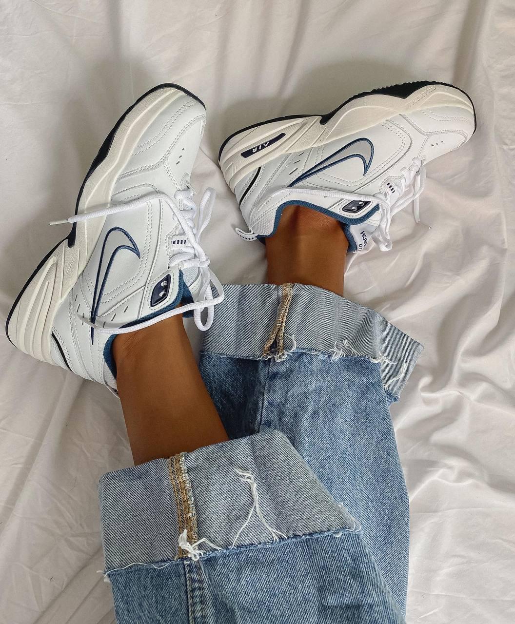 Nike Air Monarch White
