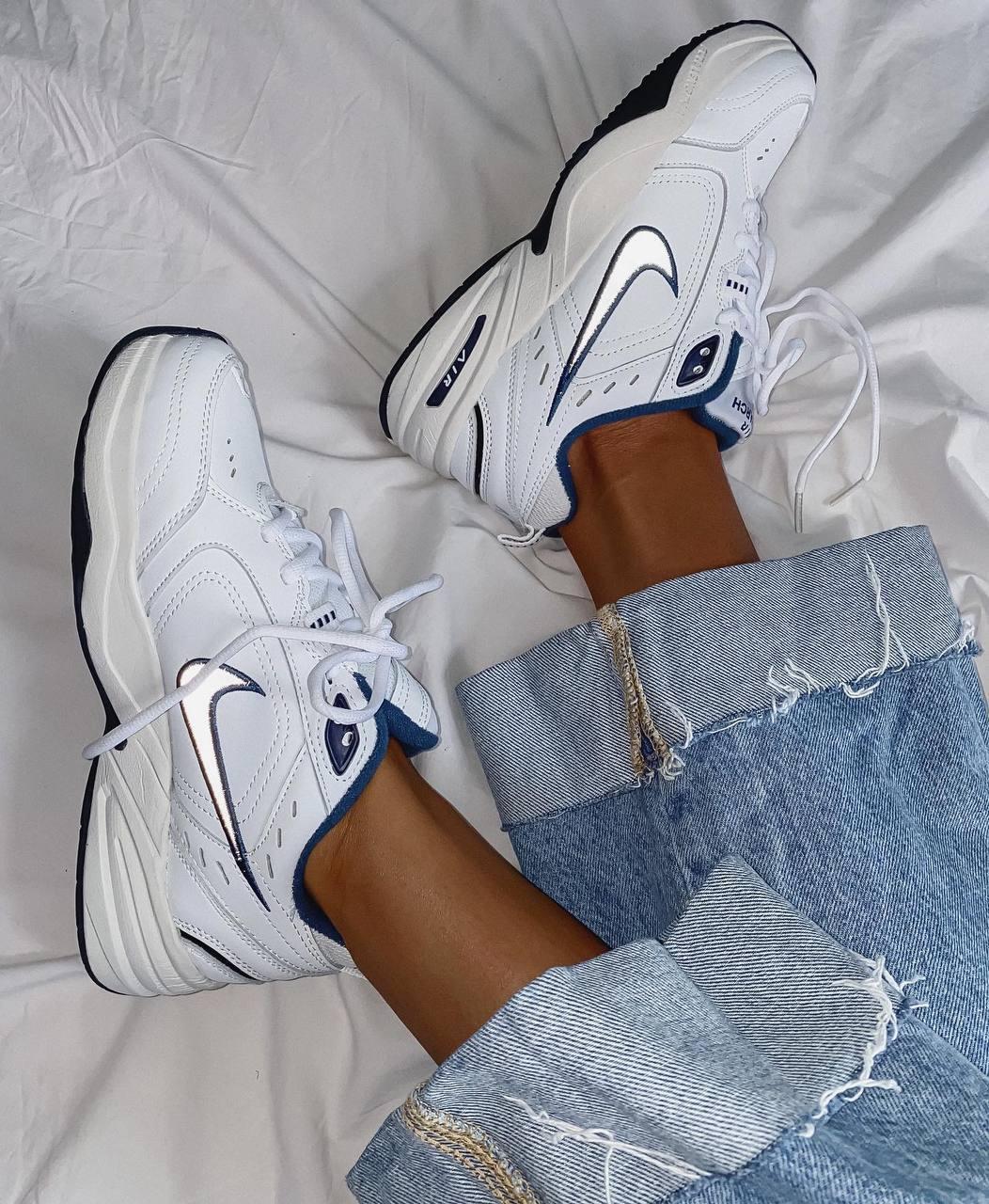 Nike Air Monarch White