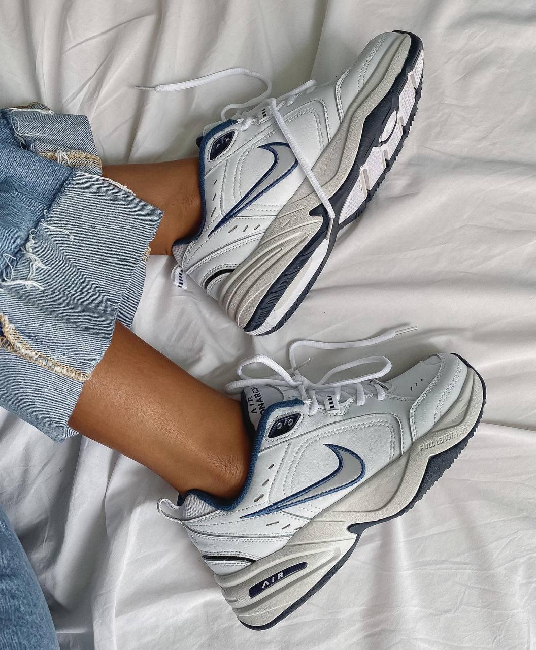 Nike Air Monarch White
