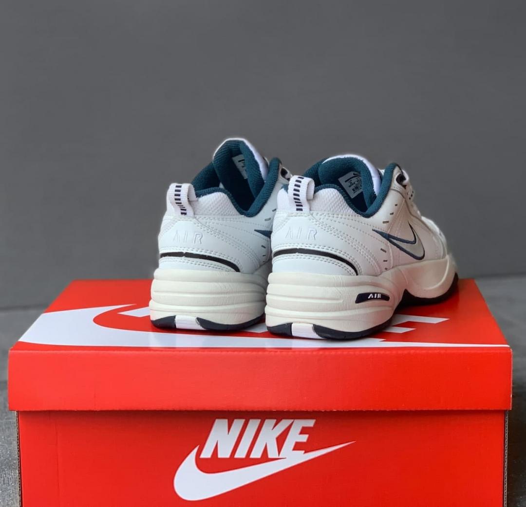 Nike Air Monarch White