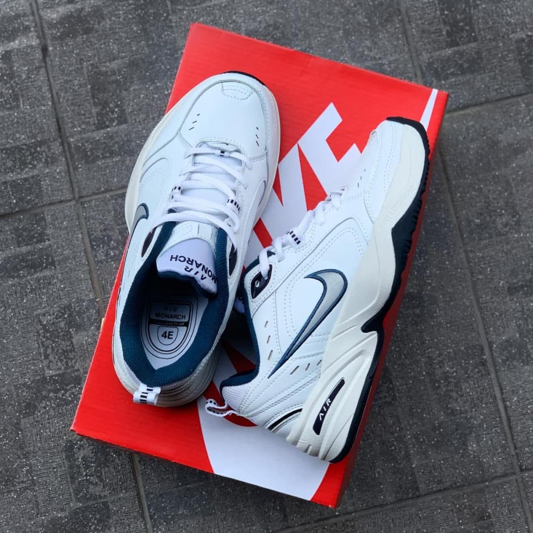 Nike Air Monarch White
