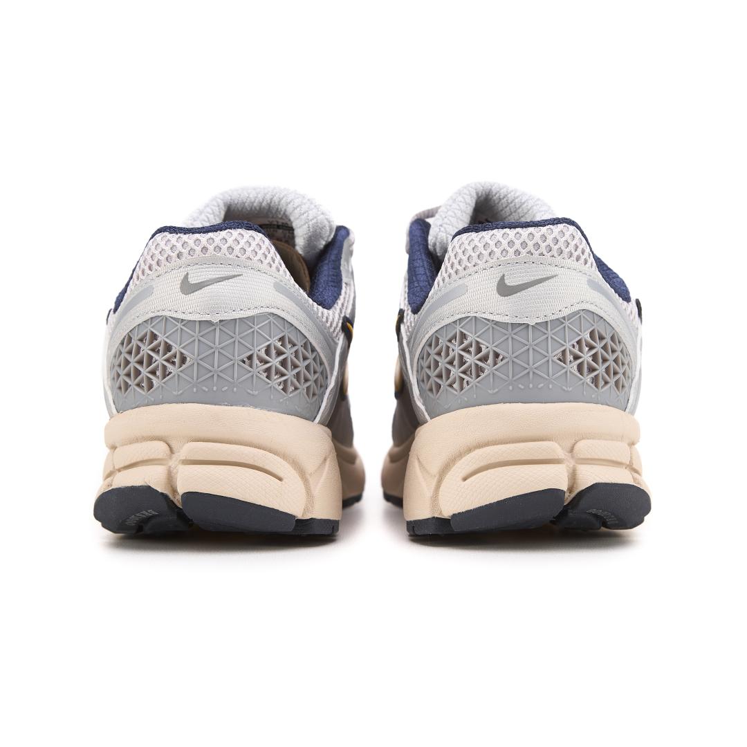 Nike Zoom Vomero 5 Pure Platinum Laser Orange