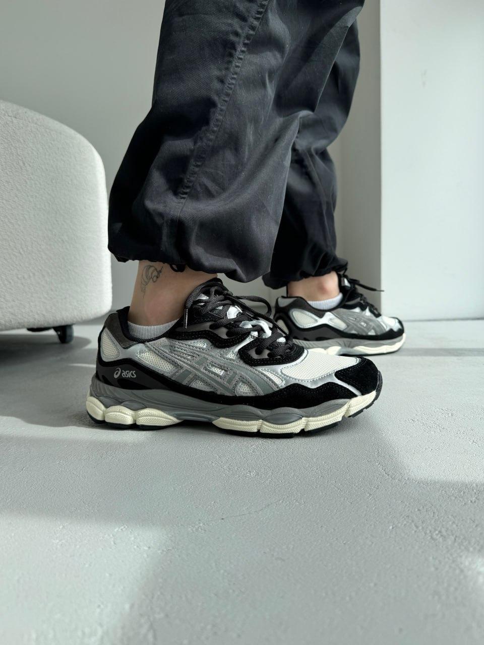 Asics Gel-NYC Beige Black Brown