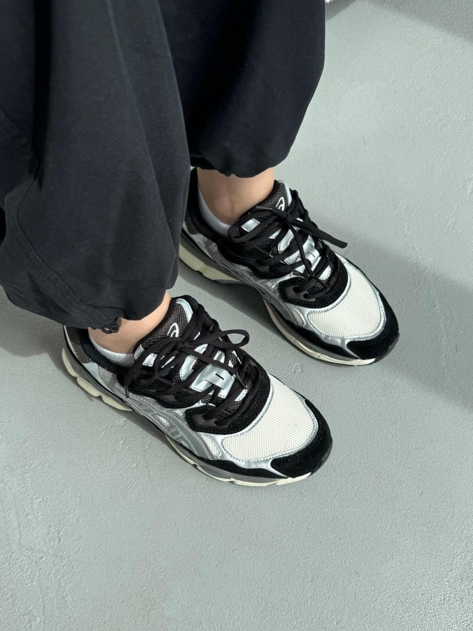 Asics Gel-NYC Beige Black Brown