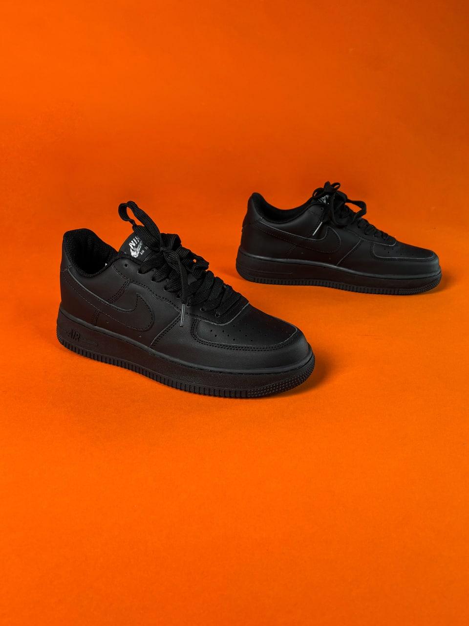 Nike Air Force 1 Black 2.0