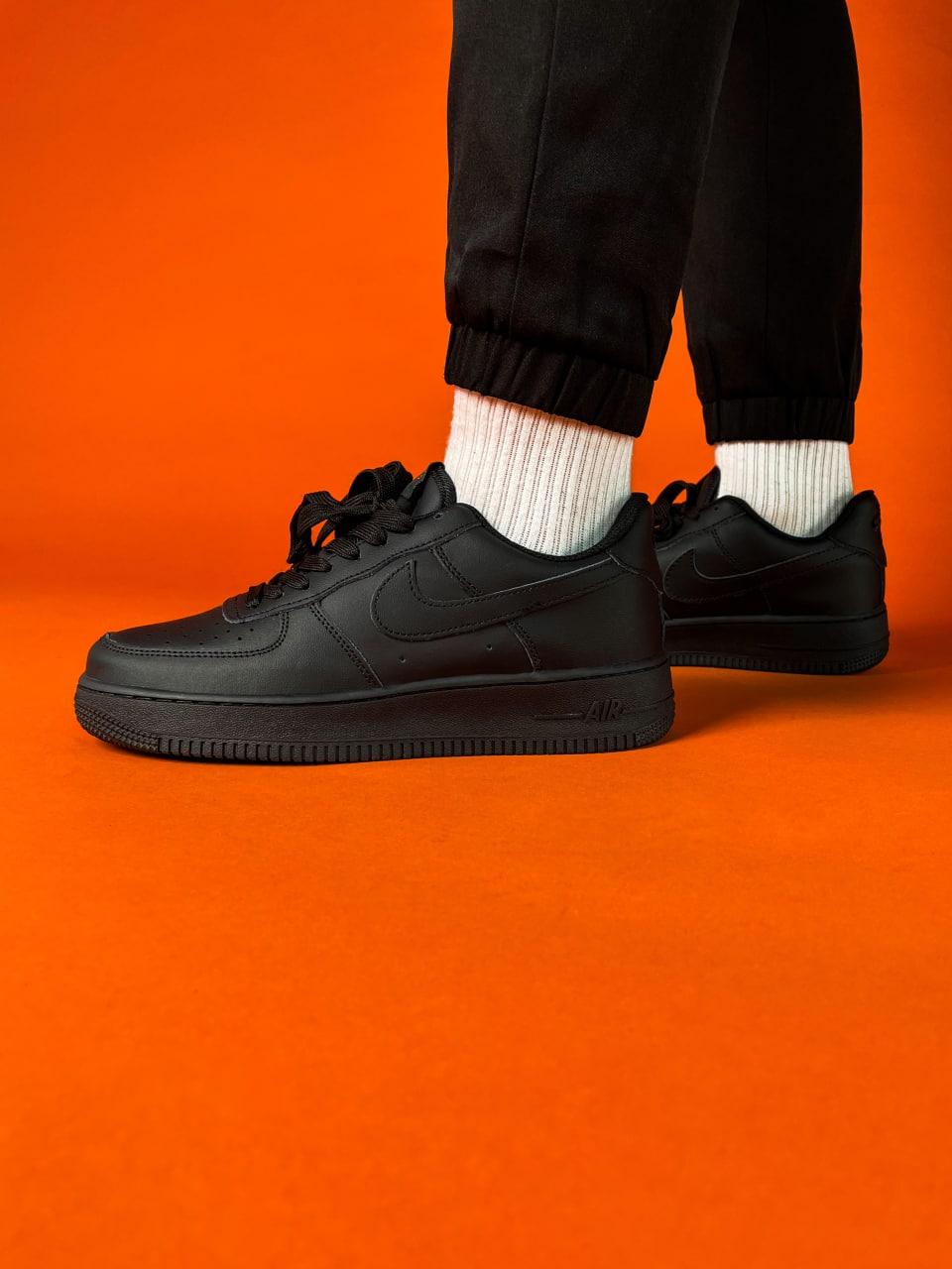 Nike Air Force 1 Black 2.0