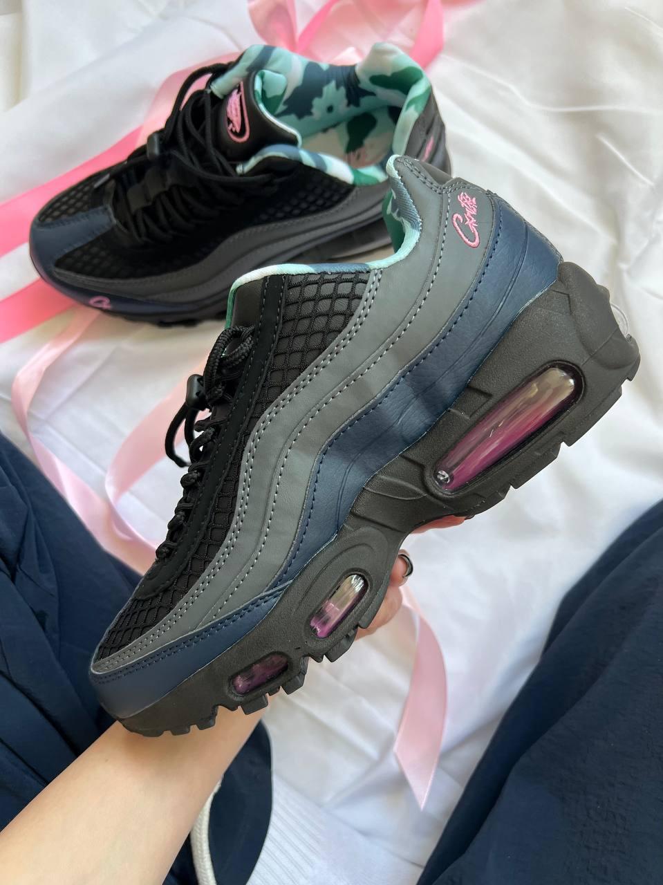 Nike Air Max 95 x Corteiz Pink