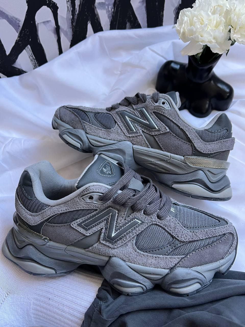 New Balance 9060 Vintage