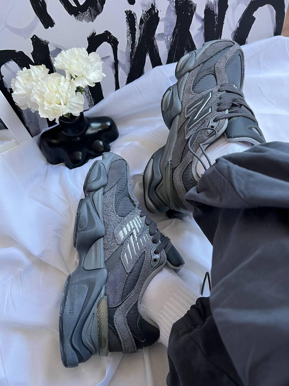 New Balance 9060 Vintage