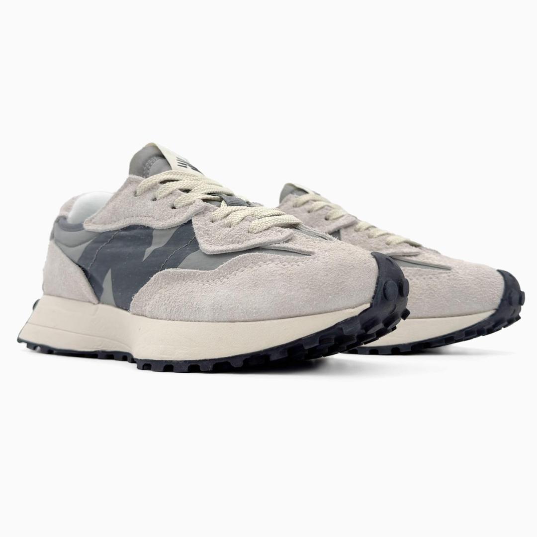 New Balance 327 Grey Logo