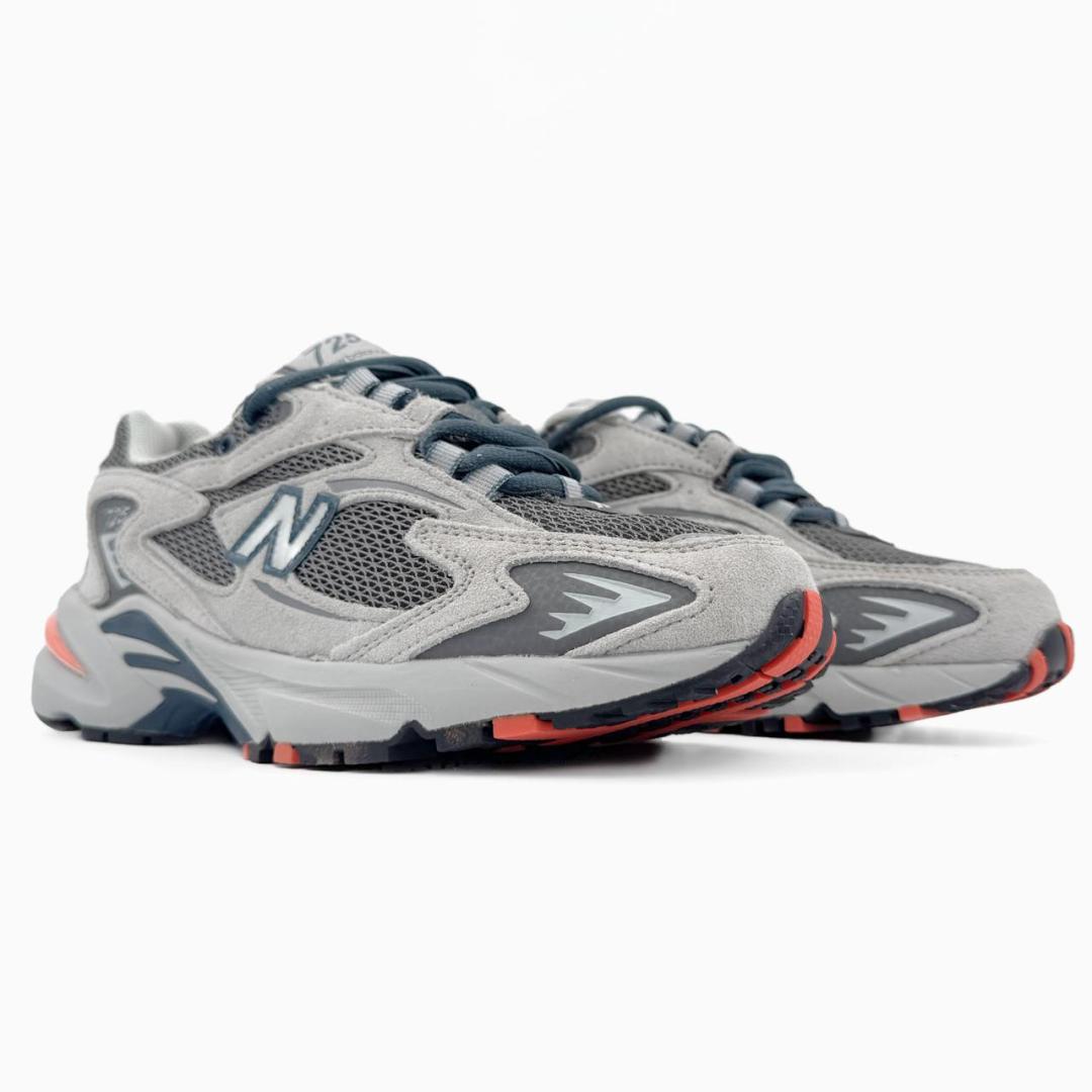 New Balance 725 Grey Orange