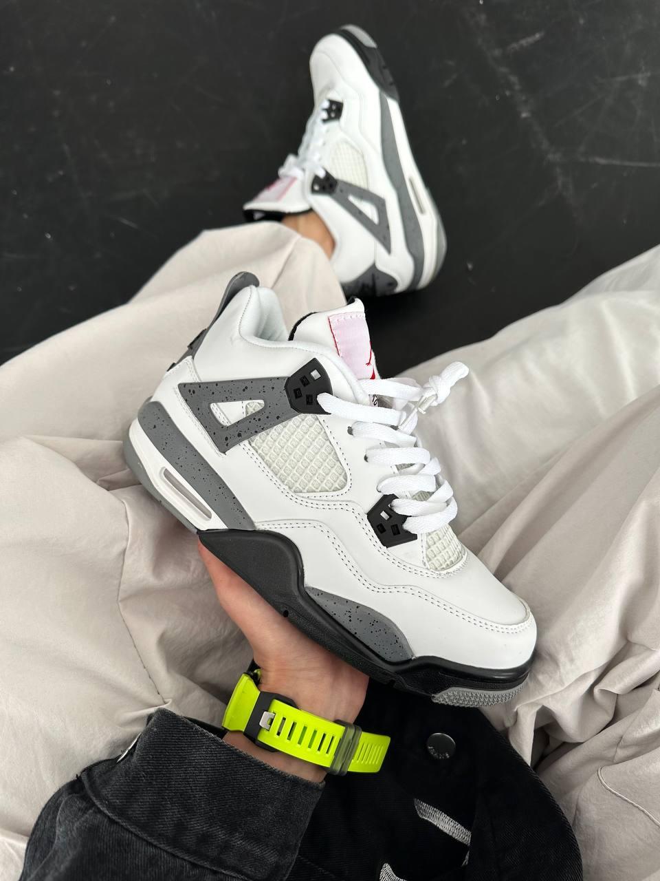 Nike Air Jordan 4 Cement
