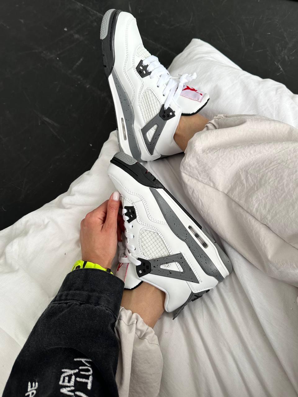 Nike Air Jordan 4 Cement