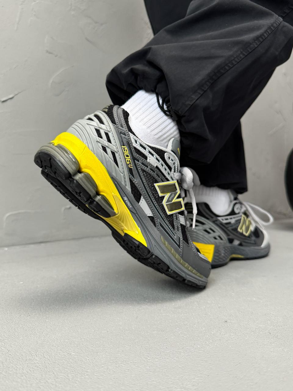 New Balance 1906U Castlerock Ginger Lemon