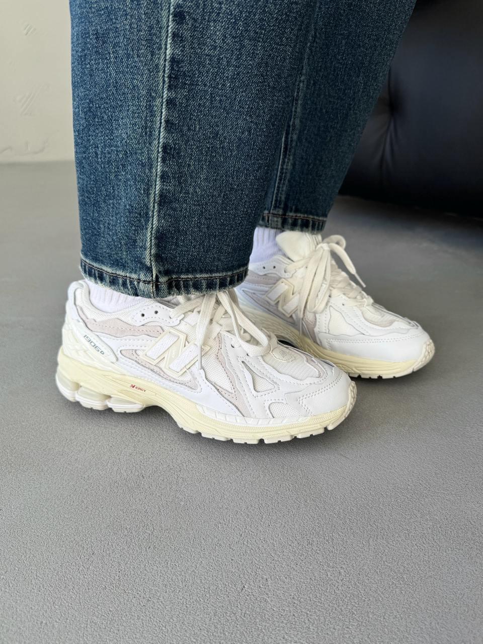 New Balance 1906D White Beige