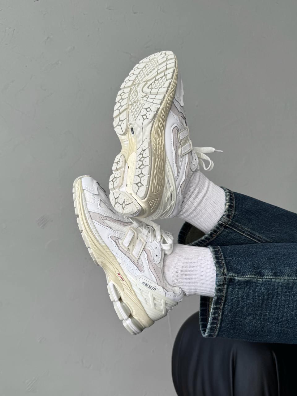 New Balance 1906D White Beige