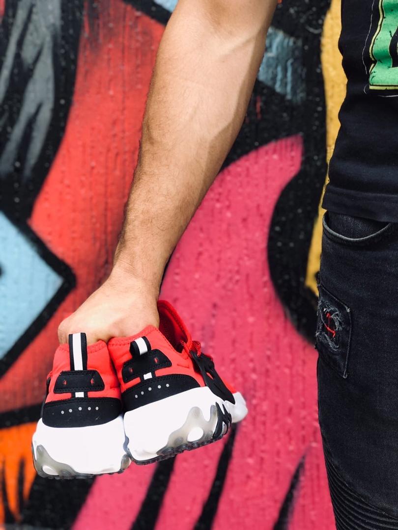 Nike Air Presto React Red