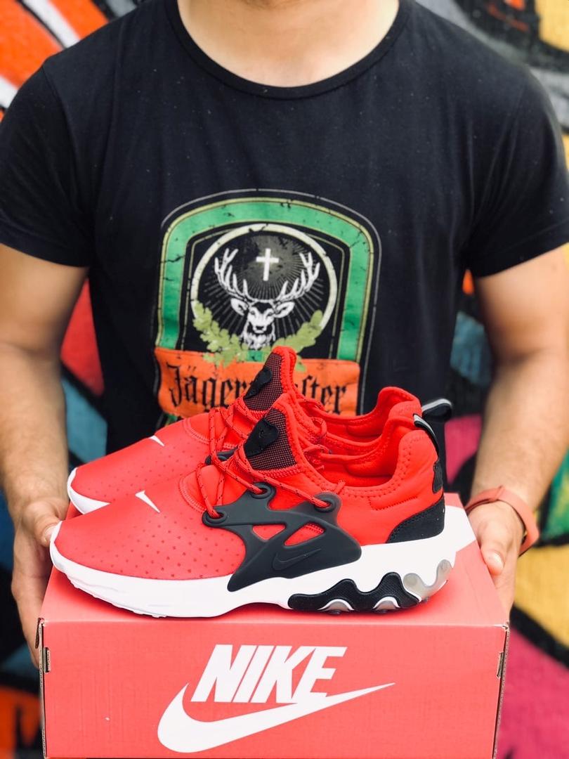 Nike Air Presto React Red