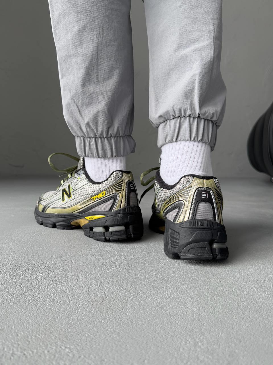 New Balance 740 Silver Yelow Black