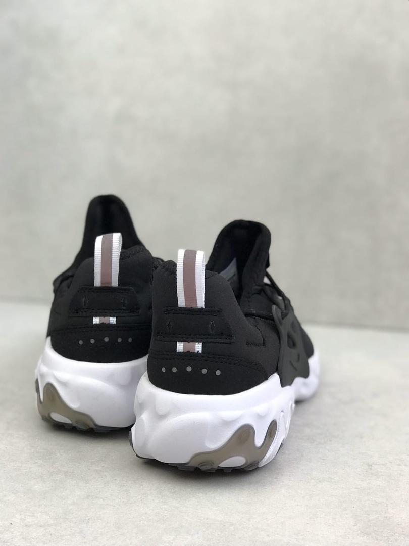 Nike Air Presto React Black White