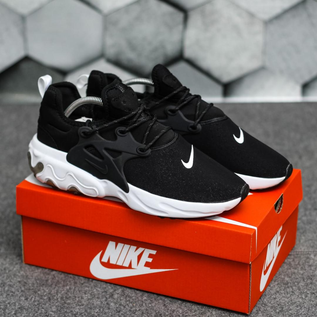 Nike Air Presto React Black White