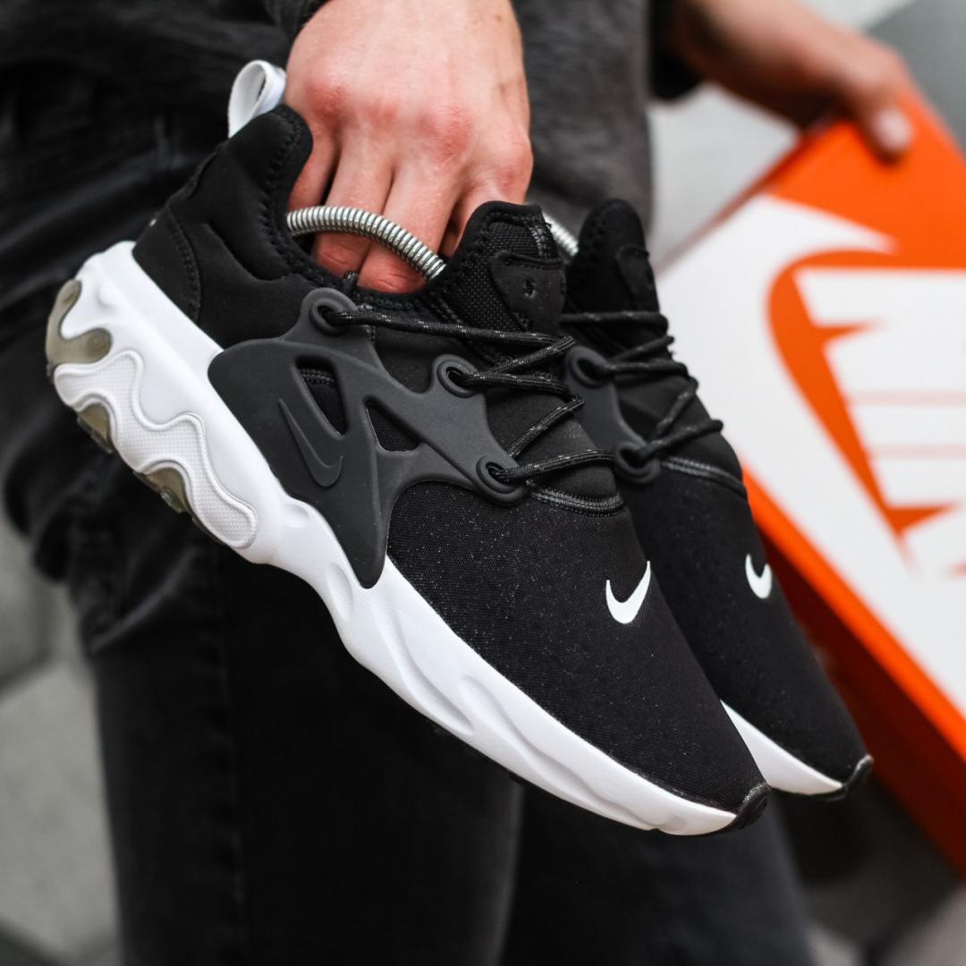 Nike Air Presto React Black White