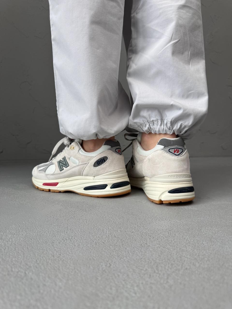 New Balance 991 Beige Grey