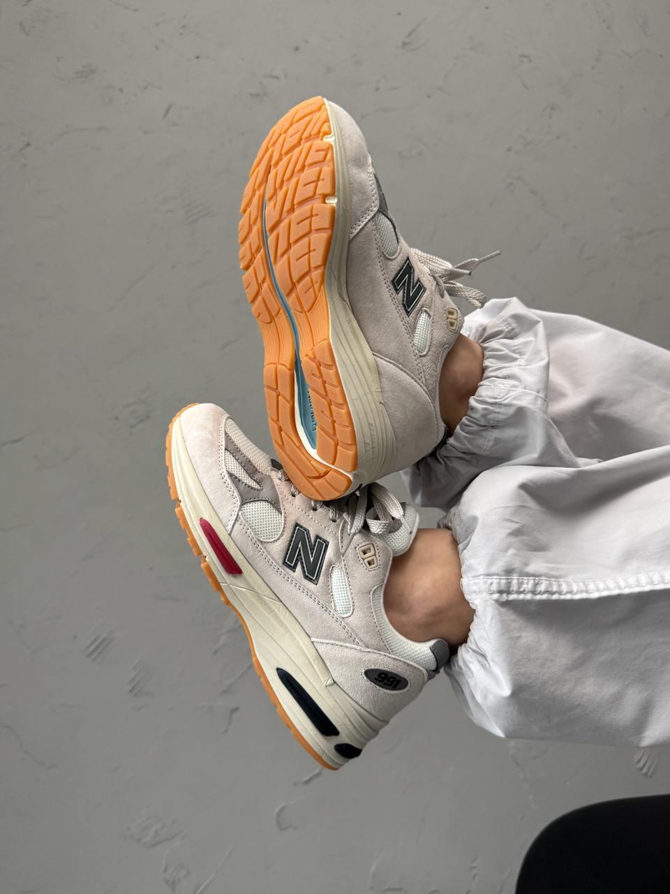 New Balance 991 Beige Grey