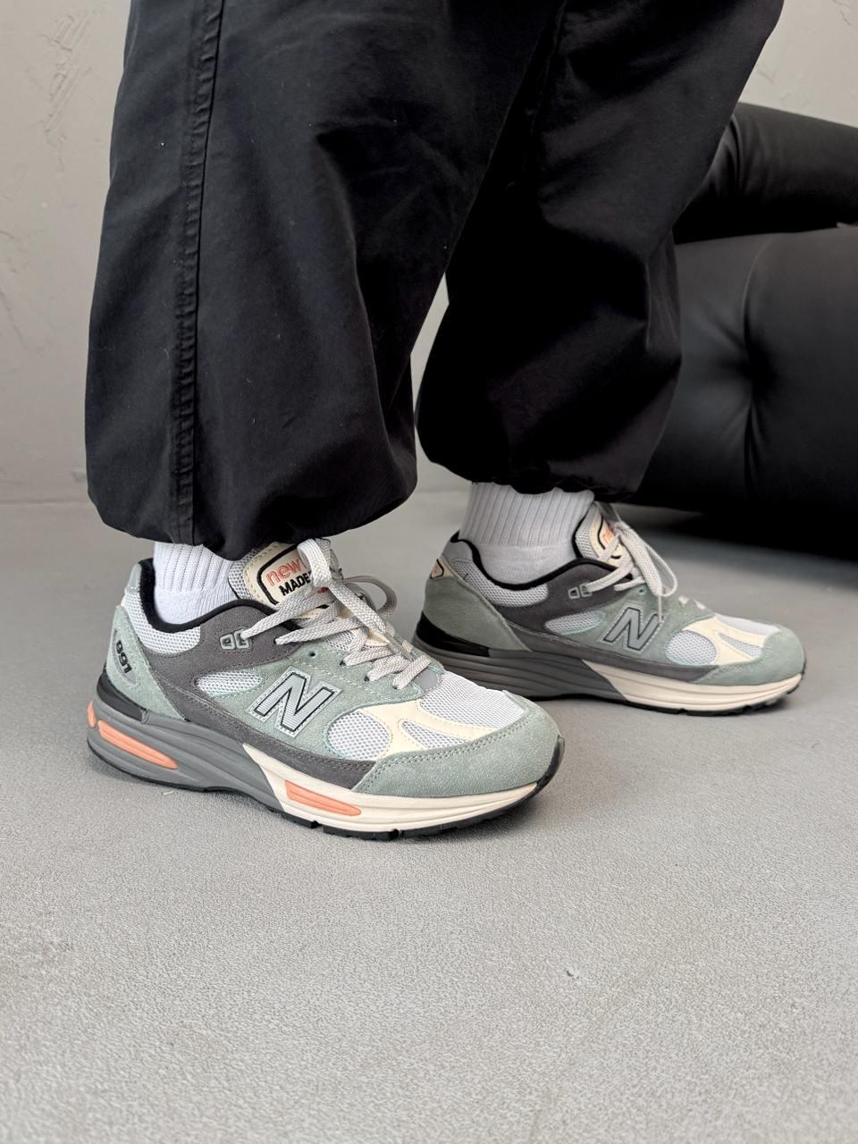 New Balance 991 Mint Grey Beige