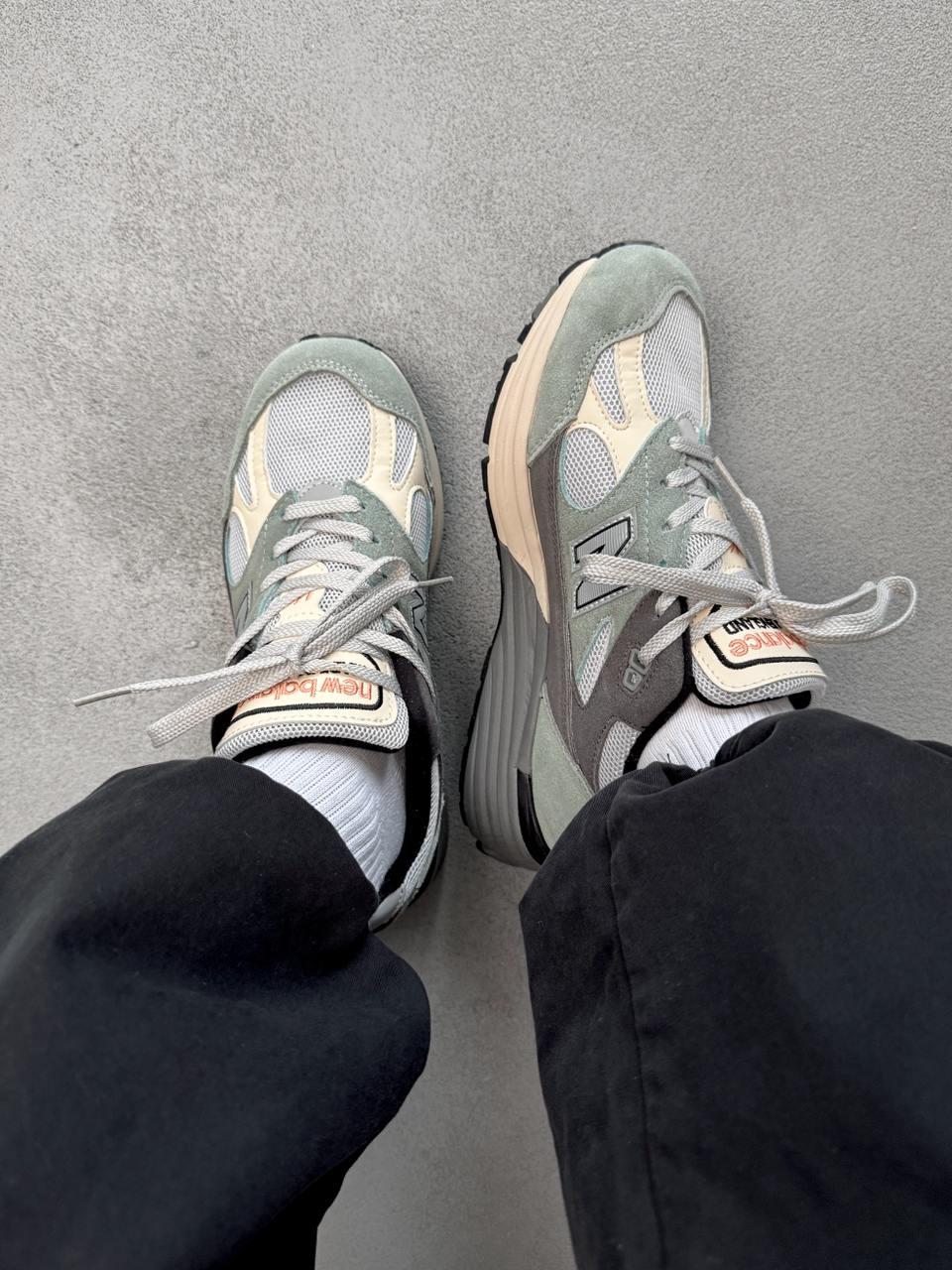 New Balance 991 Mint Grey Beige