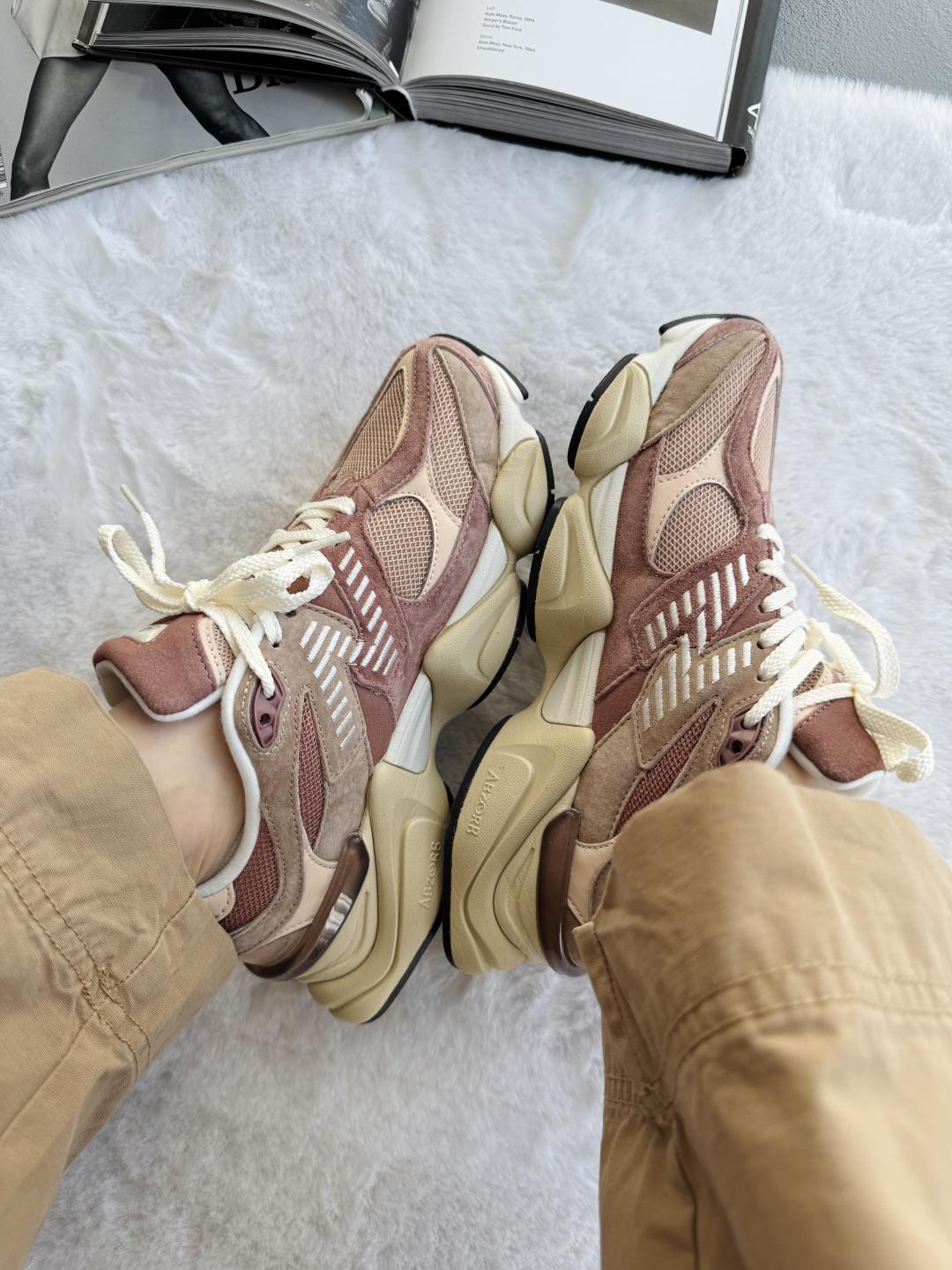 New Balance 9060 Brown Caramel