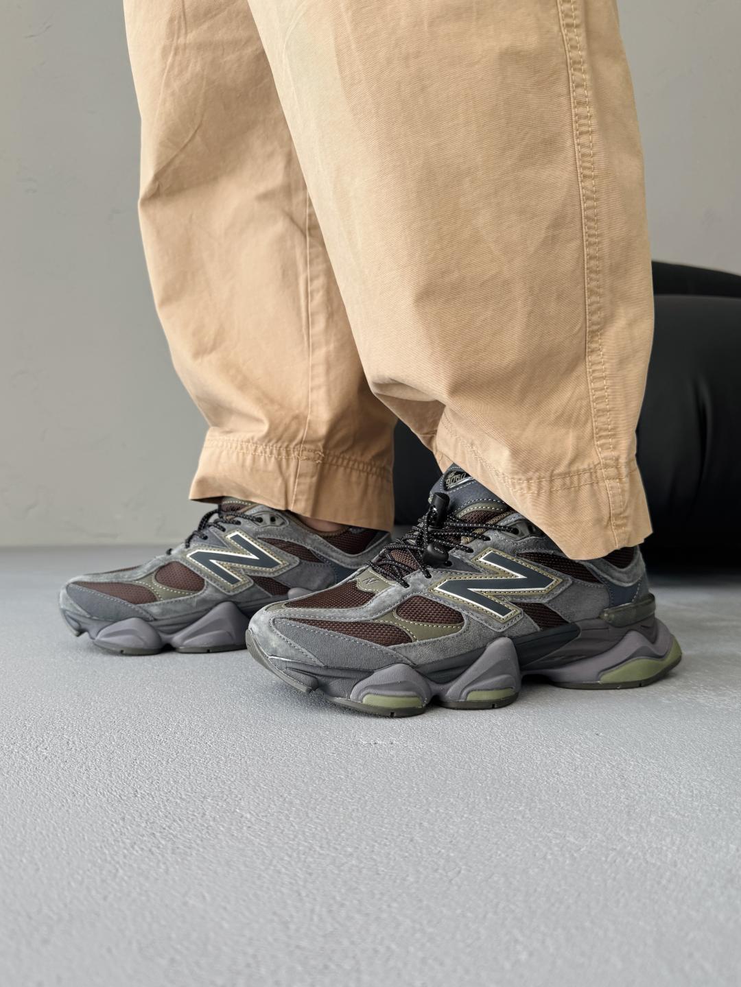 New Balance 9060 Grey Brown