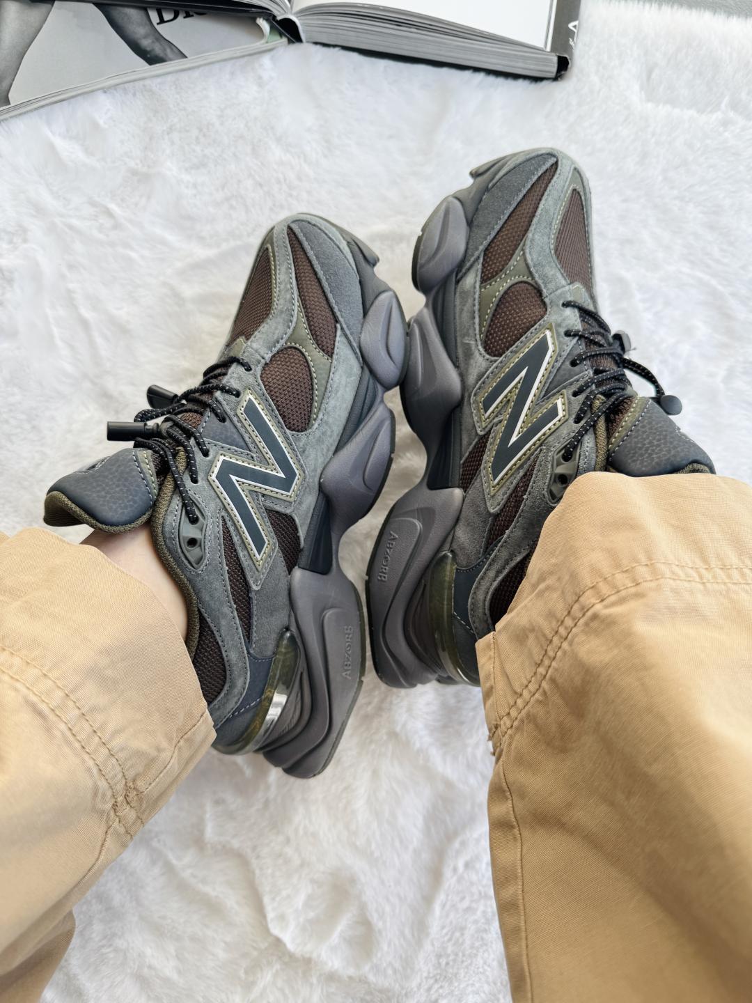 New Balance 9060 Grey Brown