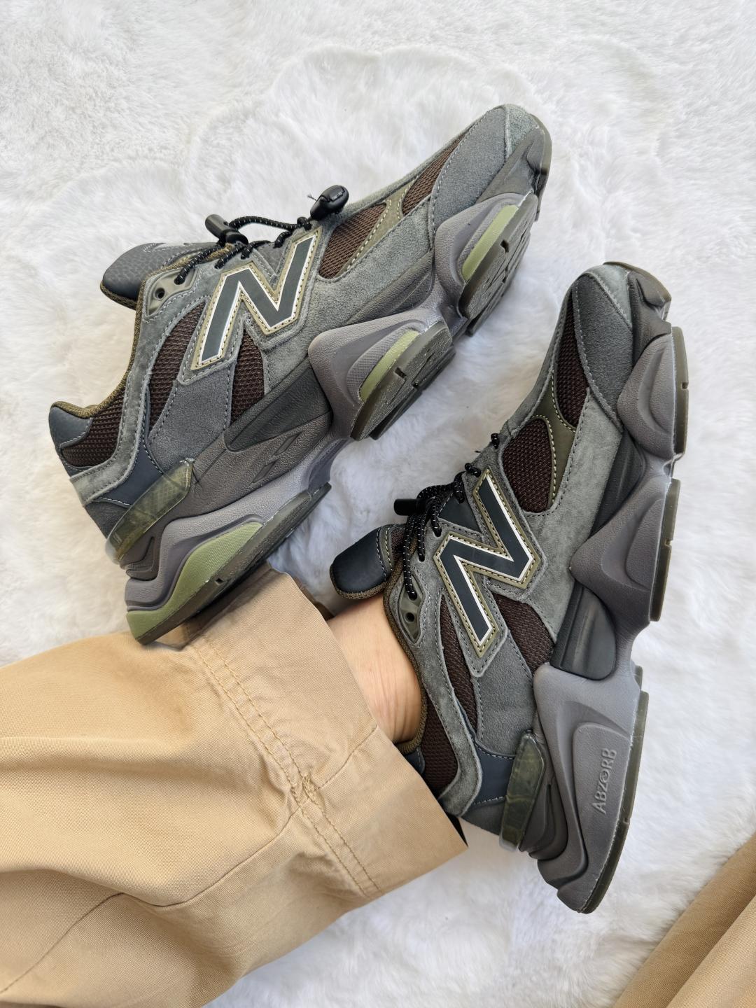 New Balance 9060 Grey Brown
