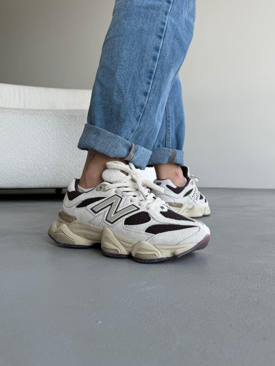 New Balance 9060 Beige Brown