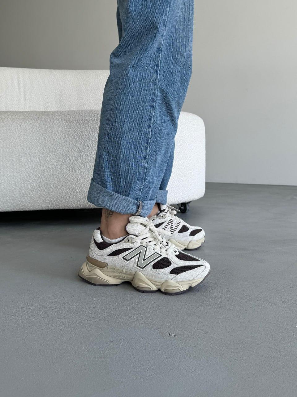 New Balance 9060 Beige Brown