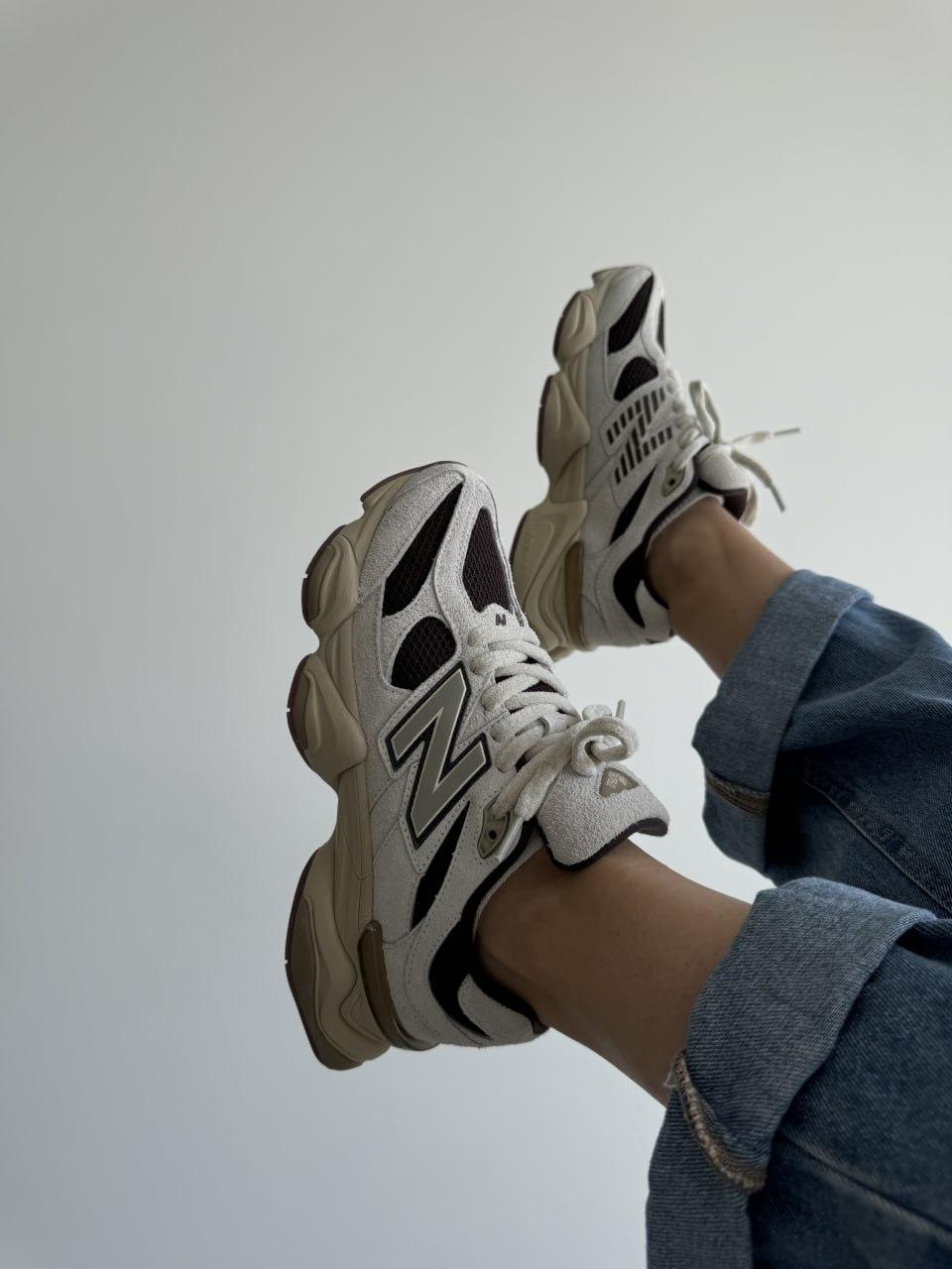 New Balance 9060 Beige Brown