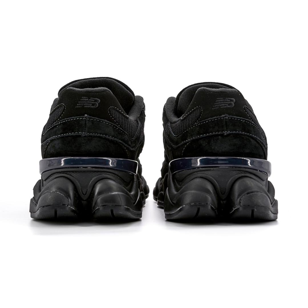 New Balance 9060 Triple Black